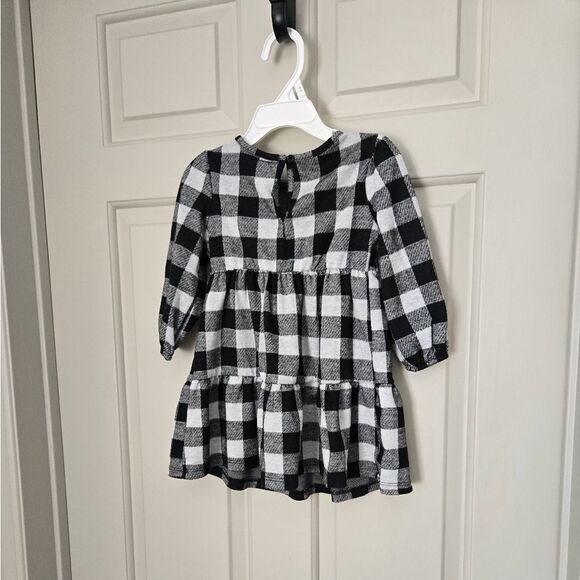 3/$20 Old Navy Teired Dress Size 2 - Picture 3 of 3